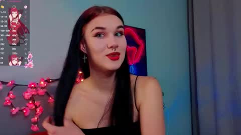 Sarah  online show from October 2025 11:09:01 PM