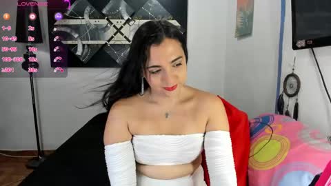 Snapshot of sarahjey chatting on March 2025 08:42:01 PM SARAHJEY online show from March 2025 08:42:01 PM