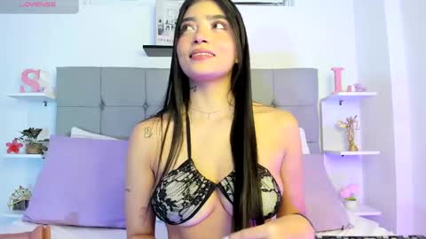 Snapshot of sarahlopezz290 chatting on June 2026 03:32:02 AM sarahlopezz290 online show from June 2026 03:32:02 AM