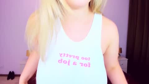 Sarah online show from December 2024 03:55:01 PM