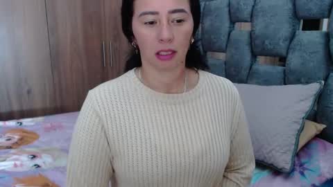 Snapshot of sarahott_1 chatting on January 2025 01:09:01 PM Lia online show from January 2025 01:09:01 PM