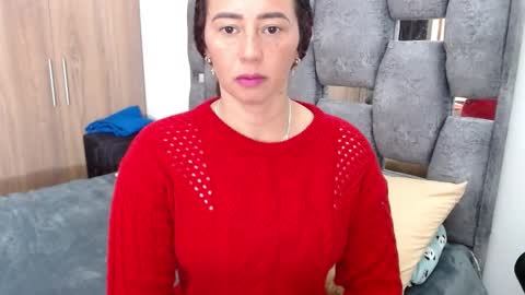 Snapshot of sarahott_1 chatting on February 2025 02:16:02 PM Lia online show from February 2025 02:16:02 PM