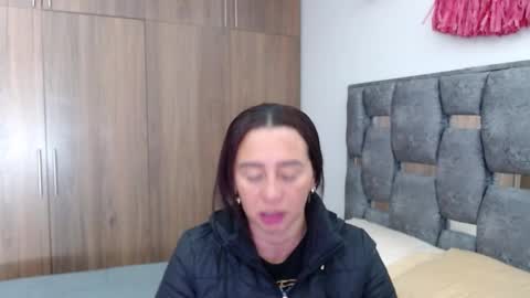 Snapshot of sarahott_1 chatting on March 2025 12:26:02 PM Lia online show from March 2025 12:26:02 PM
