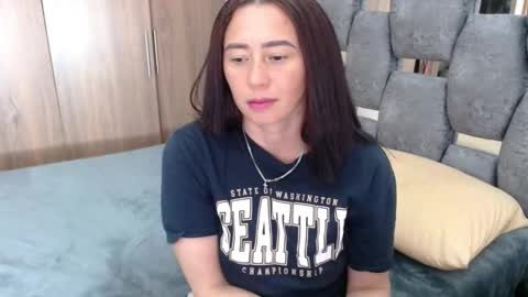 Snapshot of sarahott_1 chatting on March 2025 07:25:01 PM Lia online show from March 2025 07:25:01 PM