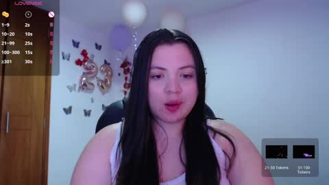 Snapshot of sarahros1 chatting on December 2024 11:56:01 PM Sarah online show from December 2024 11:56:01 PM