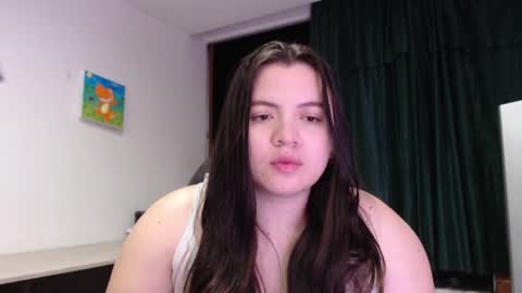 Snapshot of sarahros1 chatting on December 2024 01:14:01 AM Sarah online show from December 2024 01:14:01 AM