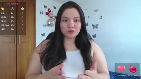 Snapshot of sarahros1 chatting on February 2025 03:39:02 PM Sarah online show from February 2025 03:39:02 PM