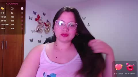 Snapshot of sarahros1 chatting on February 2025 01:53:02 AM Sarah online show from February 2025 01:53:02 AM