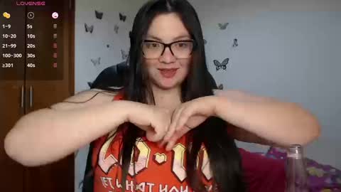 Snapshot of sarahros1 chatting on September 2025 04:34:02 AM Sarah online show from September 2025 04:34:02 AM