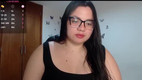 Snapshot of sarahros1 chatting on October 2025 03:51:02 AM Sarah online show from October 2025 03:51:02 AM