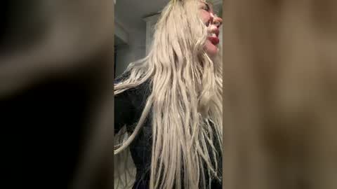 Sarah online show from February 2026 01:09:01 PM