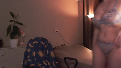 Snapshot of sarahsweetie_ chatting on March 2026 03:36:02 PM Sarah online show from March 2026 03:36:02 PM