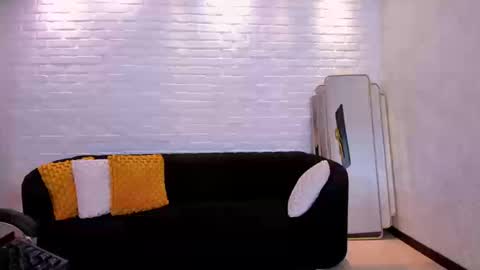 Sarah  independent model online show from September 2025 04:16:01 AM