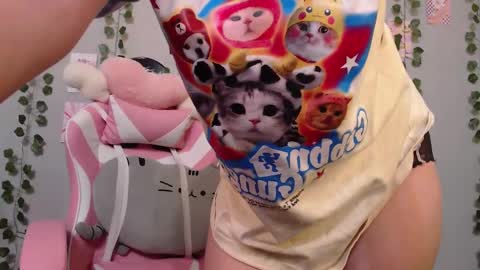 Sara online show from March 2025 12:01:01 PM