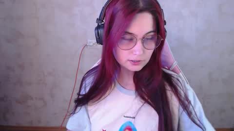Snapshot of sarakinski chatting on May 2026 03:07:01 PM Sara online show from May 2026 03:07:01 PM