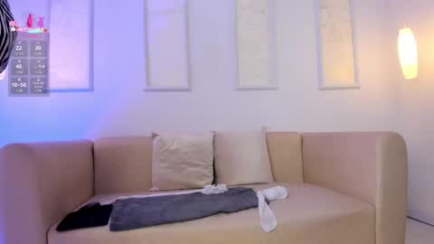 Sara online show from November 2025 12:28:01 PM