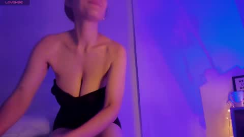 Sara online show from December 2024 01:54:01 AM