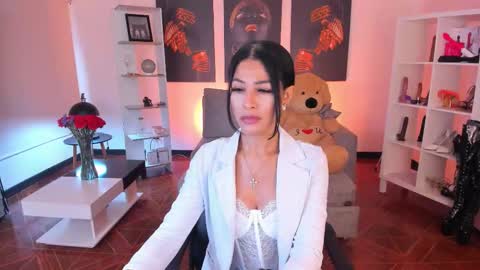 saralife69 online show from November 2025 12:08:02 PM