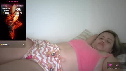 Snapshot of saramartinez100 chatting on February 2025 09:41:02 PM sara martinez online show from February 2025 09:41:02 PM