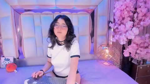 sara  online show from November 2025 06:13:02 AM