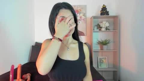 Snapshot of saramilf_69 chatting on February 2026 02:46:01 PM saramilf_69 online show from February 2026 02:46:01 PM