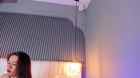 Sara   online show from January 2026 10:47:02 PM