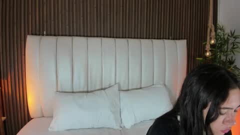 Sara   online show from February 2026 10:41:02 PM