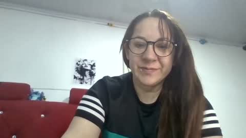 sarasmitthh online show from August 2026 01:48:01 AM