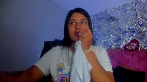 Snapshot of sarastonesx chatting on February 2026 06:26:01 AM sarastonesx online show from February 2026 06:26:01 AM