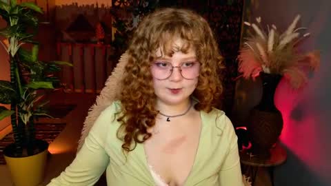 Snapshot of sarasweetness chatting on April 2026 09:18:01 AM Sara online show from April 2026 09:18:01 AM