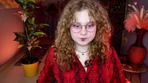 Snapshot of sarasweetness chatting on April 2026 08:37:01 AM Sara online show from April 2026 08:37:01 AM