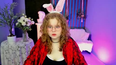 Snapshot of sarasweetness chatting on April 2026 09:10:01 AM Sara online show from April 2026 09:10:01 AM