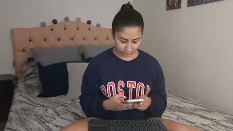 Snapshot of saratukkerr chatting on January 2025 09:07:01 AM saratukkerr online show from January 2025 09:07:01 AM