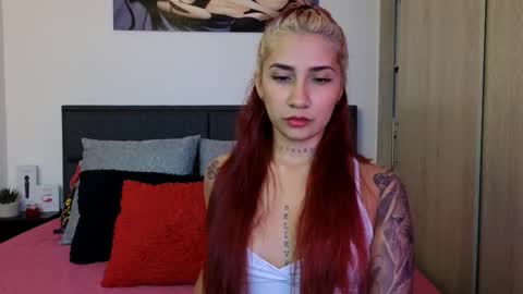 Snapshot of saratukkerr chatting on February 2025 06:30:01 AM saratukkerr online show from February 2025 06:30:01 AM