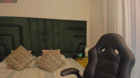      online show from October 2025 12:19:01 AM