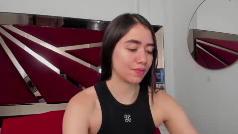 Snapshot of sarawagner_ chatting on March 2026 12:14:01 AM online show from March 2026 12:14:01 AM