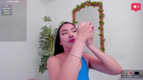 Snapshot of sarawagner_ chatting on March 2026 01:16:02 AM online show from March 2026 01:16:02 AM