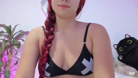 Snapshot of saray2312 chatting on January 2025 11:30:01 PM Saray  online show from January 2025 11:30:01 PM