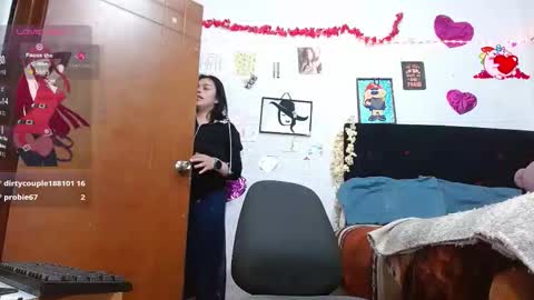 Snapshot of saray_extrovert1 chatting on October 2025 04:49:01 AM Sara Jimenez online show from October 2025 04:49:01 AM