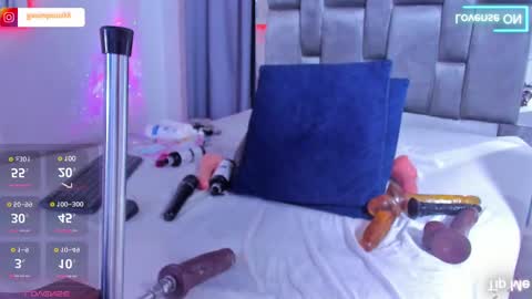 Snapshot of sarayhornyy69 chatting on February 2025 10:33:02 AM Saray online show from February 2025 10:33:02 AM