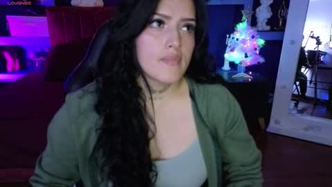 Sari  online show from December 2025 07:43:01 PM