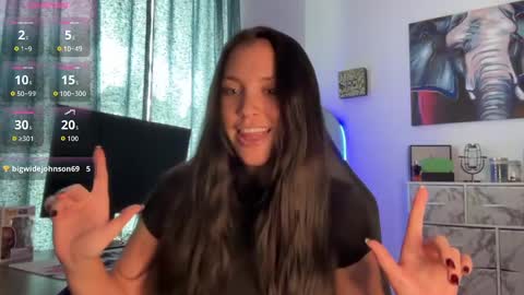 Snapshot of sariaaahh chatting on September 2025 07:19:02 PM sariaaahh online show from September 2025 07:19:02 PM