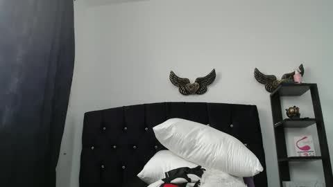 Snapshot of sarita_multisquirt chatting on April 2026 06:27:01 PM Sara online show from April 2026 06:27:01 PM