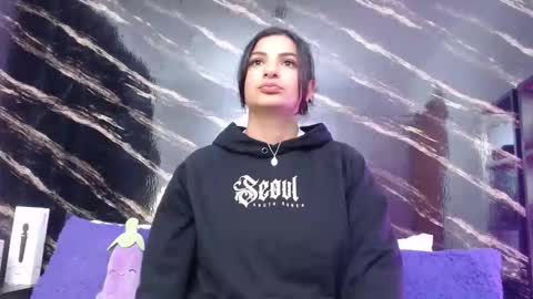 Snapshot of sarita_multisquirt chatting on April 2026 07:03:02 AM Sara online show from April 2026 07:03:02 AM