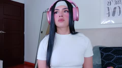 Sara online show from January 2026 08:55:01 PM