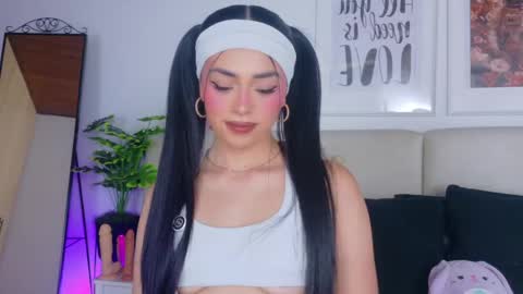 Snapshot of saritabratz chatting on June 2026 09:32:02 PM Sara online show from June 2026 09:32:02 PM