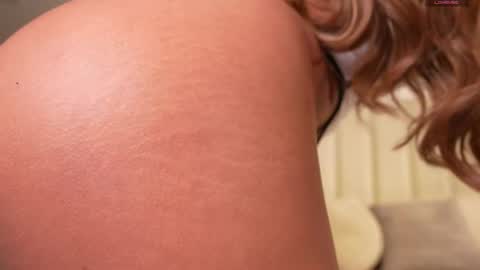 Snapshot of sary_hott chatting on April 2026 01:39:01 AM My Name Is Sara C. Welcome online show from April 2026 01:39:01 AM