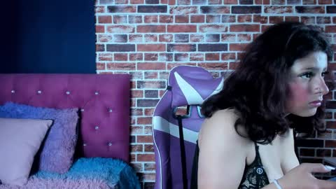 Sary  online show from April 2026 11:18:02 AM