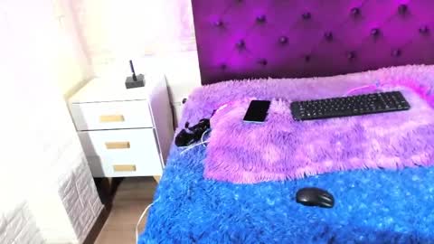 Sary  online show from April 2026 11:15:02 AM