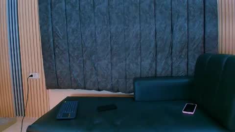 Snapshot of sasha_and_lia chatting on May 2026 01:18:02 PM sasha_and_lia online show from May 2026 01:18:02 PM